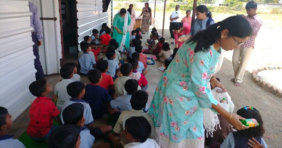 Volunteer With Us Banner